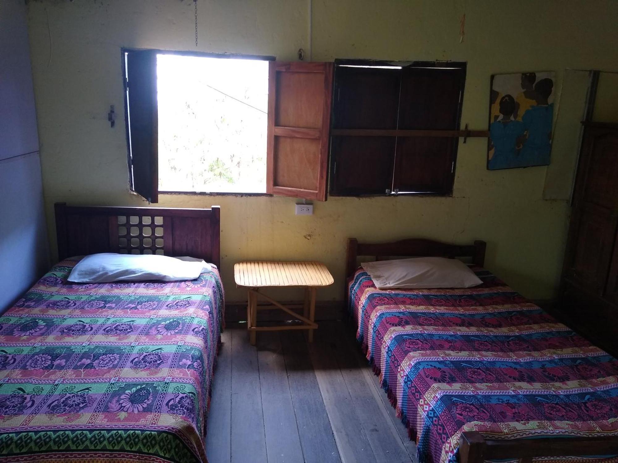 El Garaje Hostal Таганга Экстерьер фото